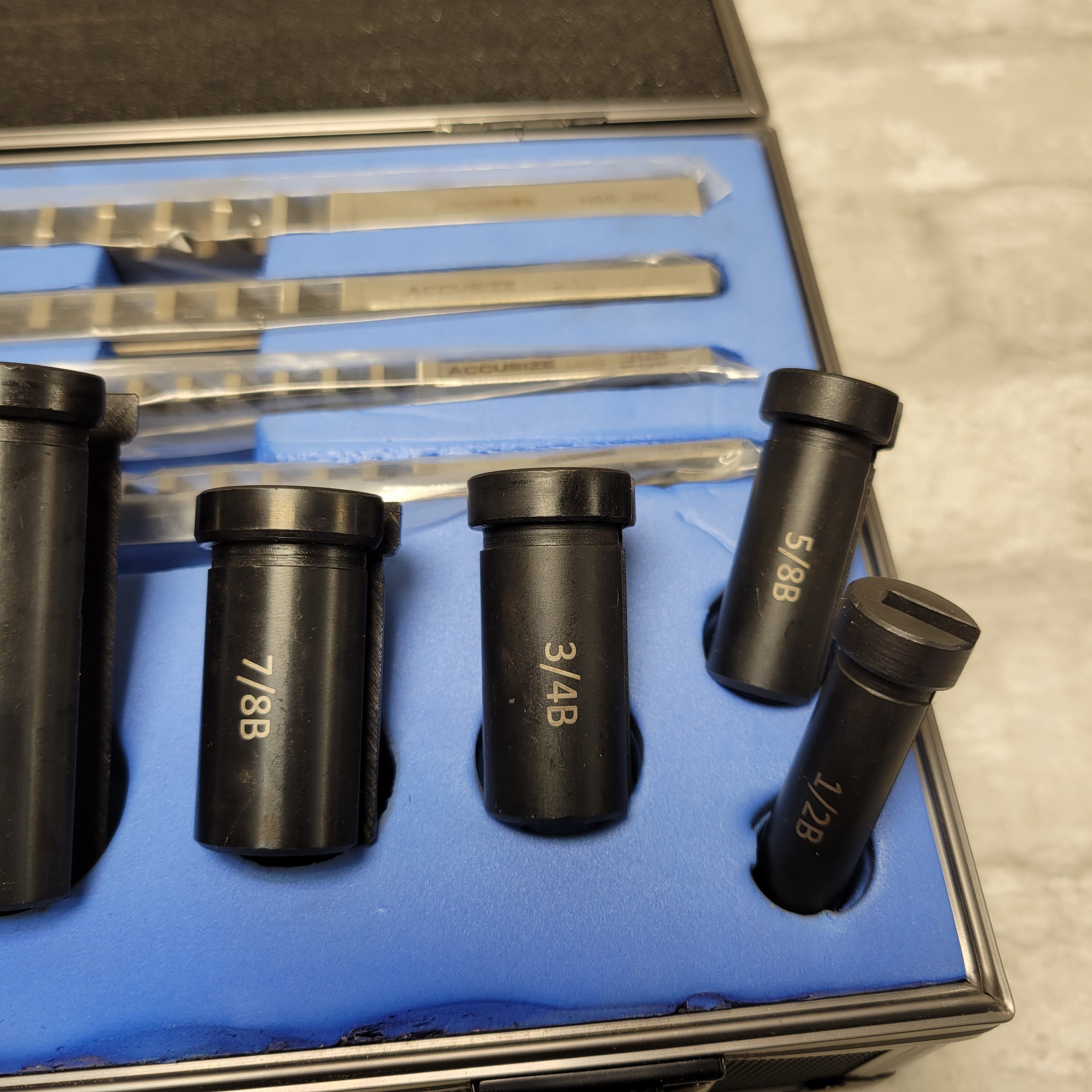 Accusize Industrial Tools No.10 18 Pcs Hss Keyway Broach Sets, 5100-0010 (7975204651246)